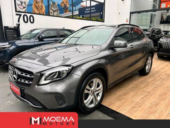 MERCEDES-BENZ GLA 200 1.6 CGI FLEX STYLE 7G-DCT MERCEDES-BENZ GLA 200 1.6 CGI FLEX STYLE 7G-DCT